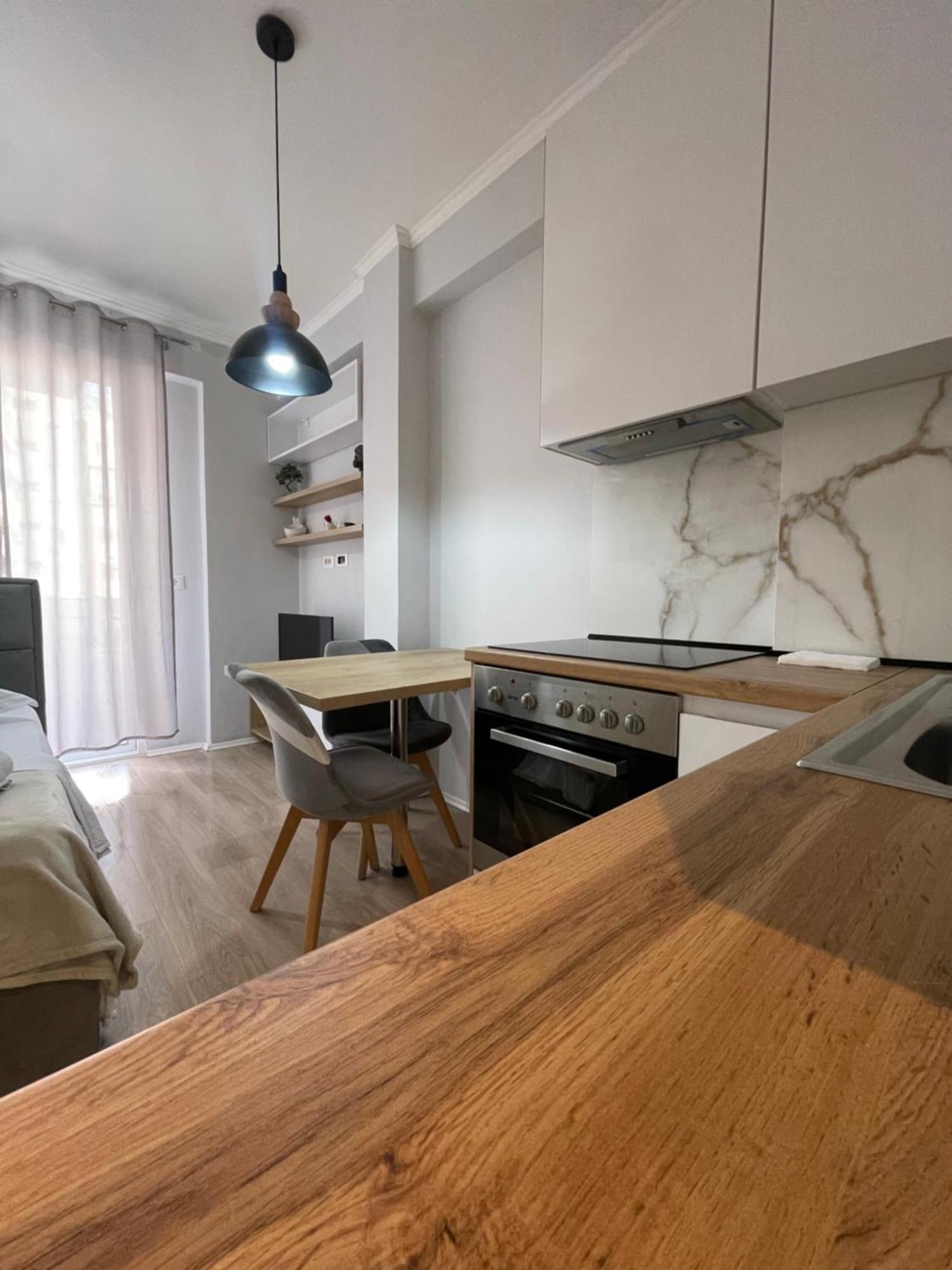 Tirana Sunshine Apartment Экстерьер фото